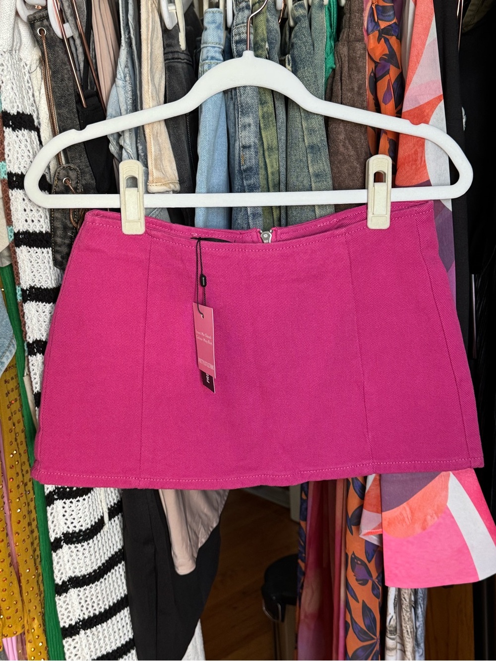 Mini skirt - Picture 2 of 2